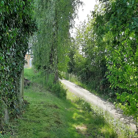 Detached In An Idyllic Quiet Location